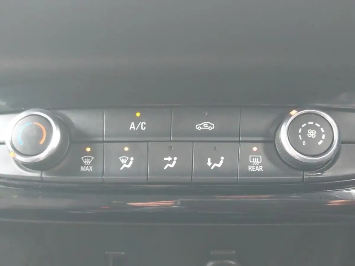 2021-vauxhall-corsa-12i-se-edition-big-11