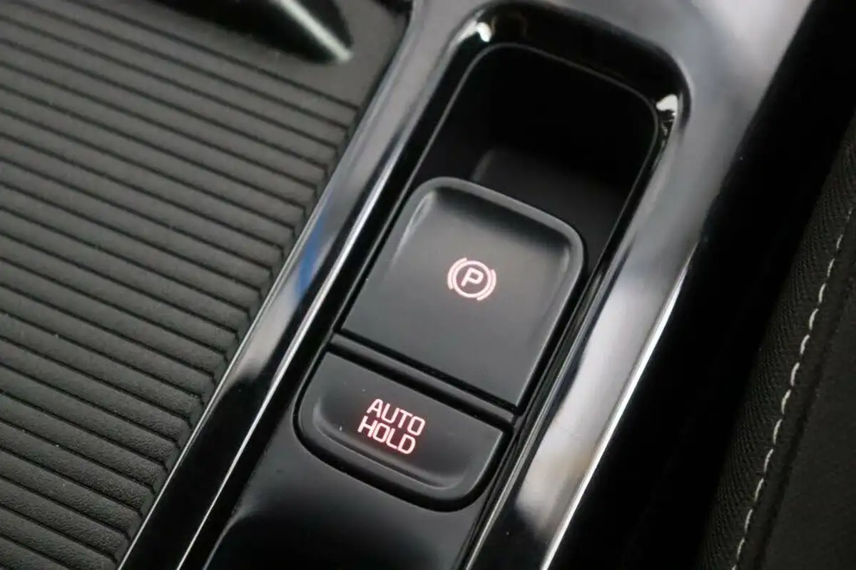 2022-kia-pro-ceed-15-t-gdi-gt-line-big-29