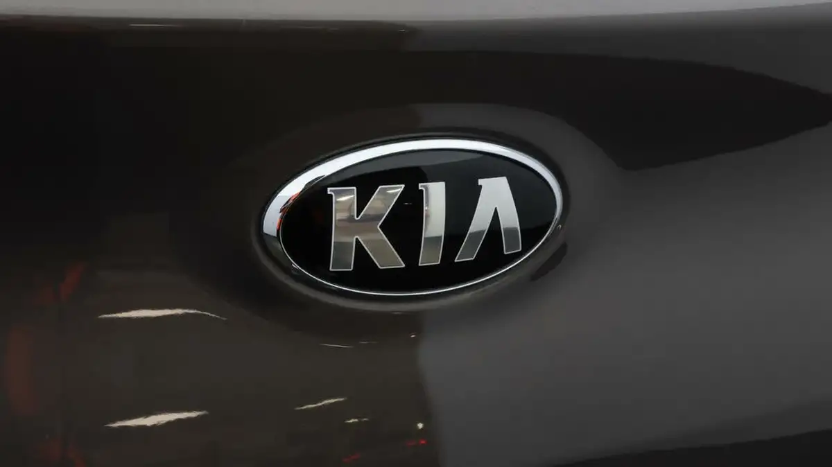 2021-kia-ceed-15-t-gdi-3-hatchback-big-20