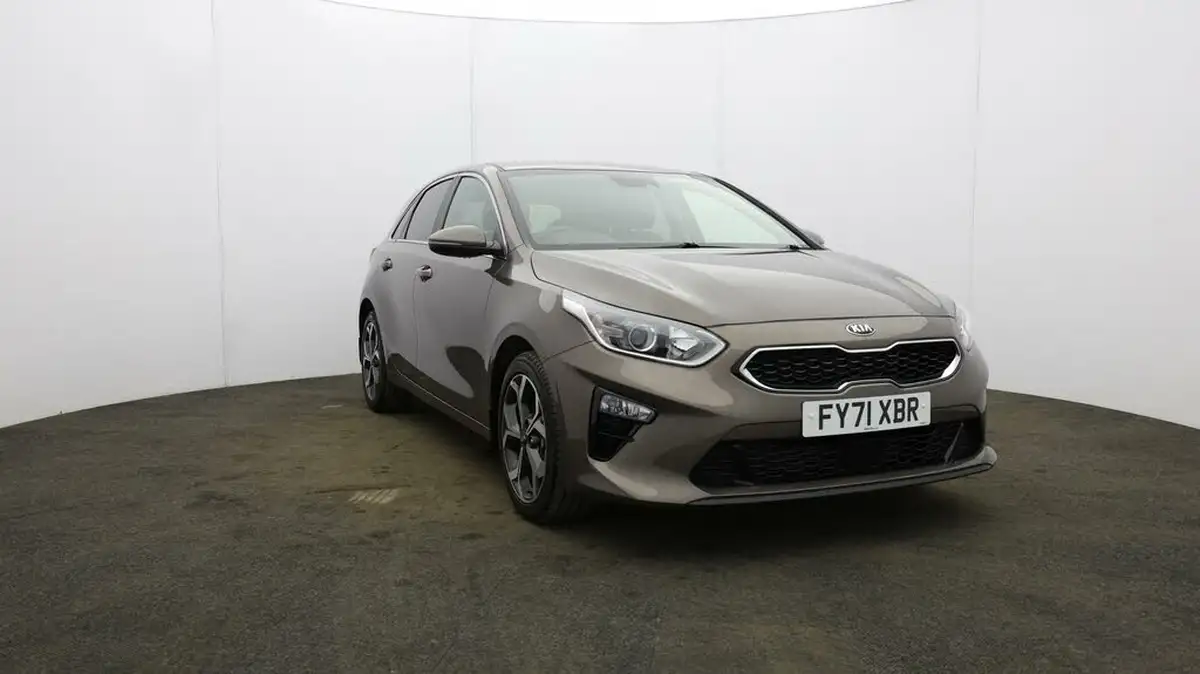 2021-kia-ceed-15-t-gdi-3-hatchback-big-37