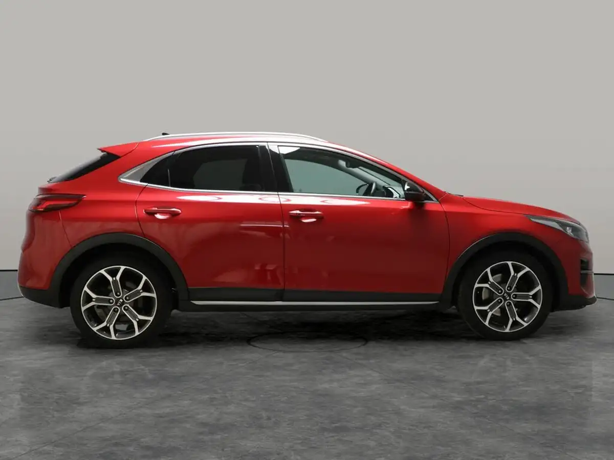 2021-kia-xceed-15-t-gdi-4-big-9