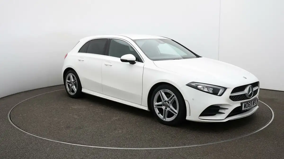 2020-mercedes-benz-a-class-13-a200-amg-line-executive-hatchback-5d-big-37