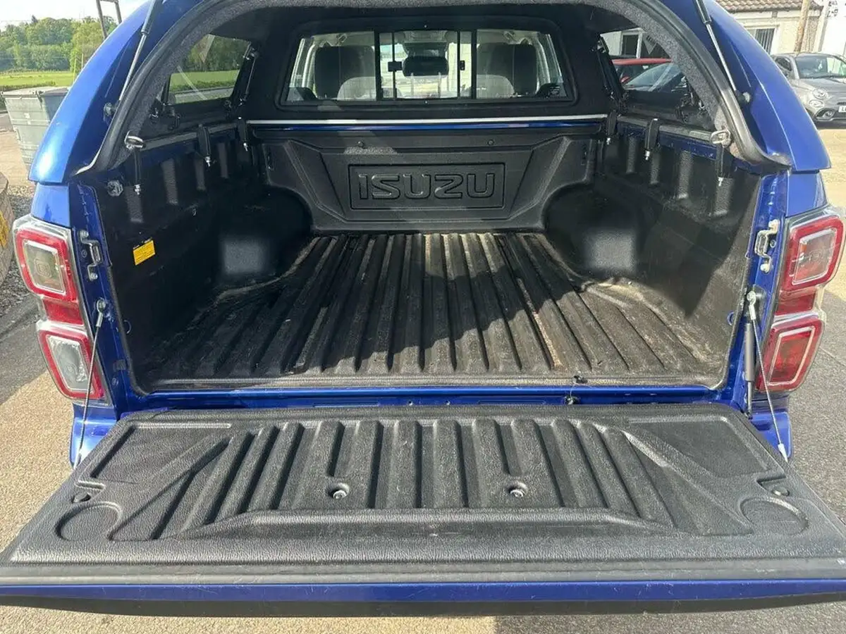2022-isuzu-d-max-19td-dl40-pick-up-auto-big-15