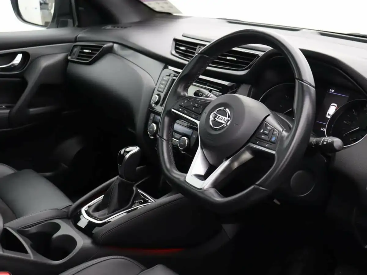 2020-nissan-qashqai-13-dig-t-n-tec-160ps-propilotglass-dct-big-11