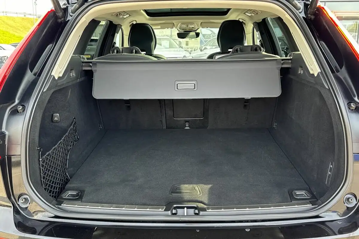 2023-volvo-xc60-20-b5-ultimate-big-7