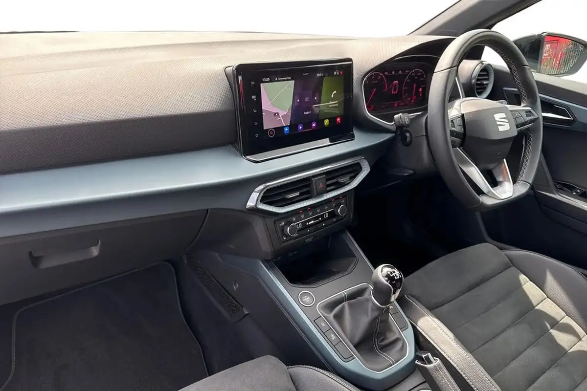 2022-seat-arona-10-tsi-xperience-big-14