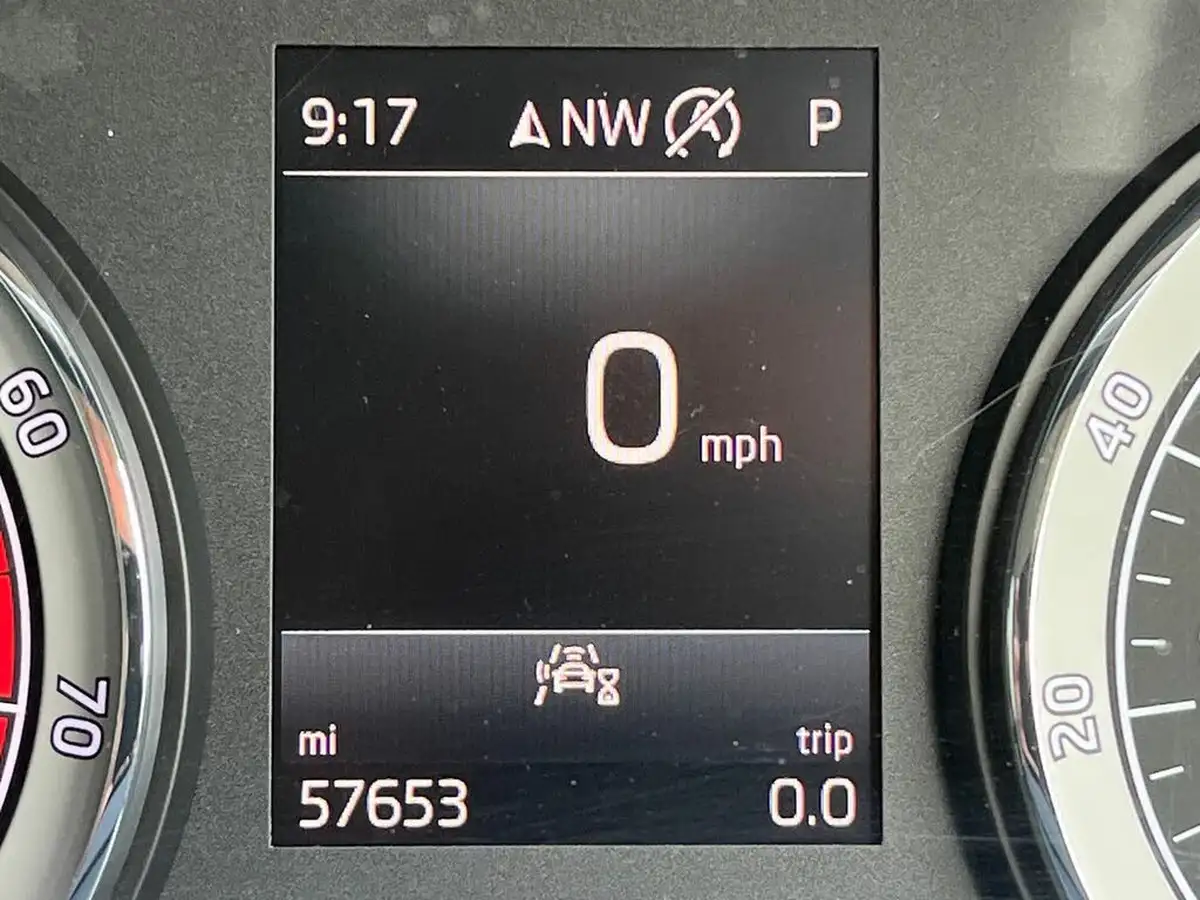 2019-skoda-karoq-15-tsi-se-l-dsg-big-24
