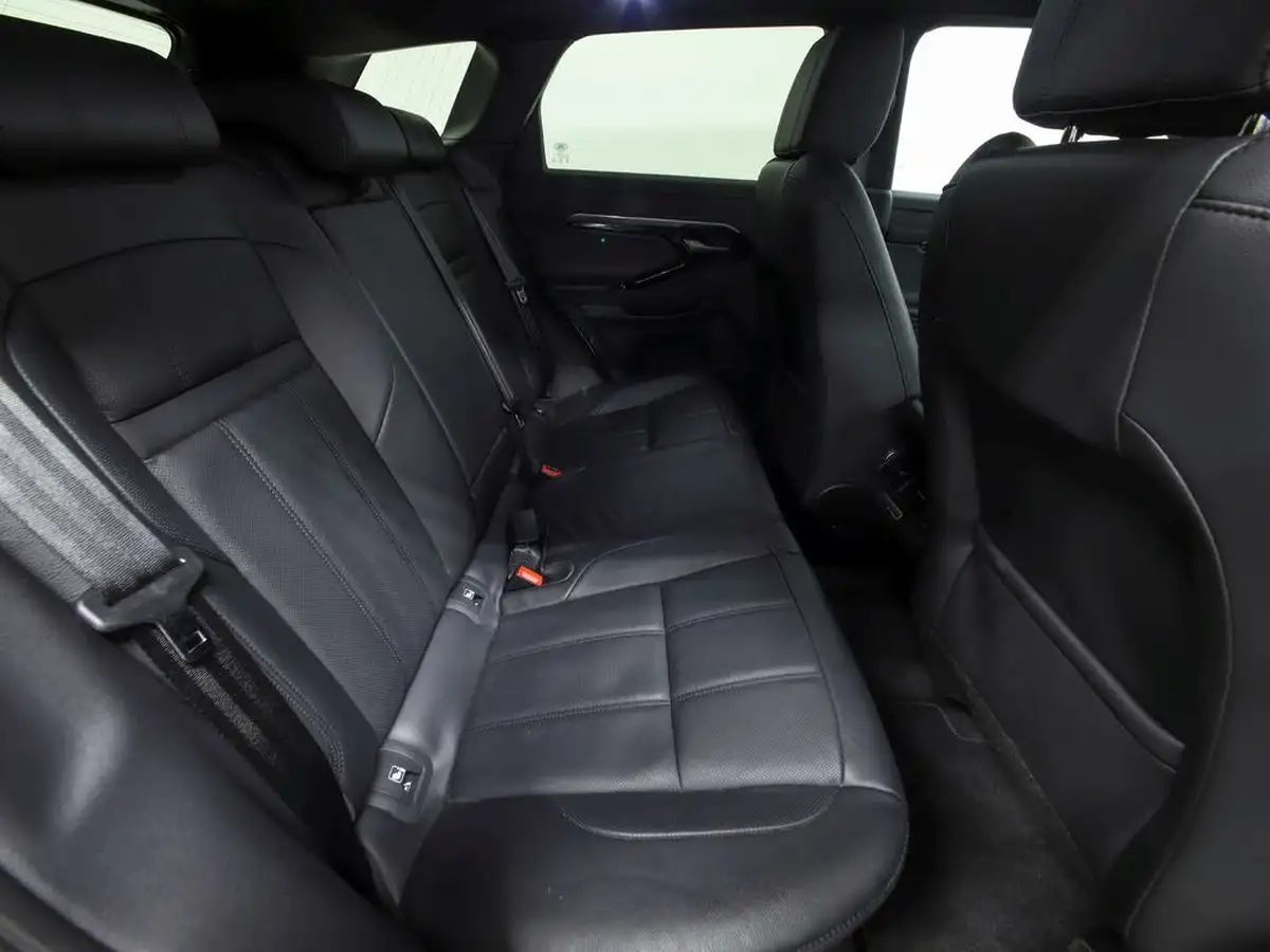 2019-land-rover-range-rover-evoque-20-p250-r-dynamic-se-big-33