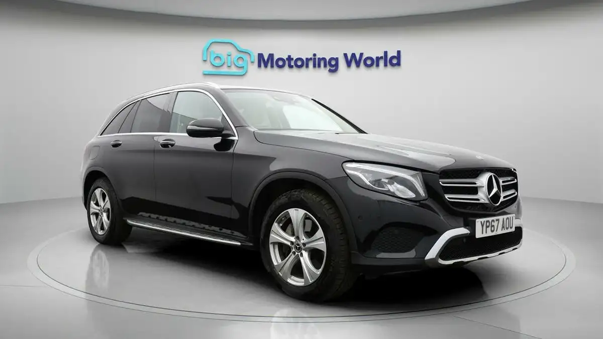 2017-mercedes-benz-glc-class-21d-glc220d-sport-premiumss-station-wagon-5d-big-0