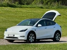 2022-tesla-model-y-e-long-range-small-9