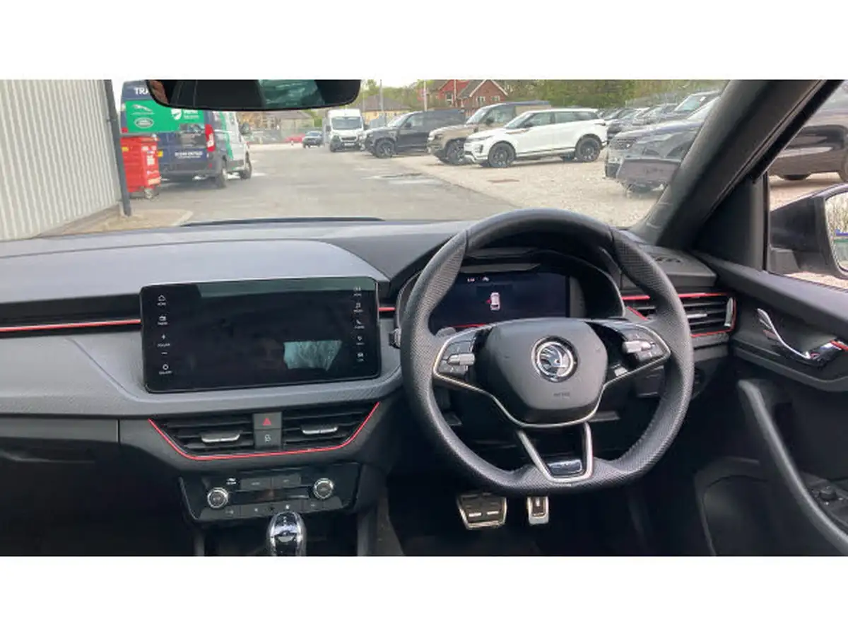 2024-skoda-kamiq-15-tsi-monte-carlo-dsg-big-9