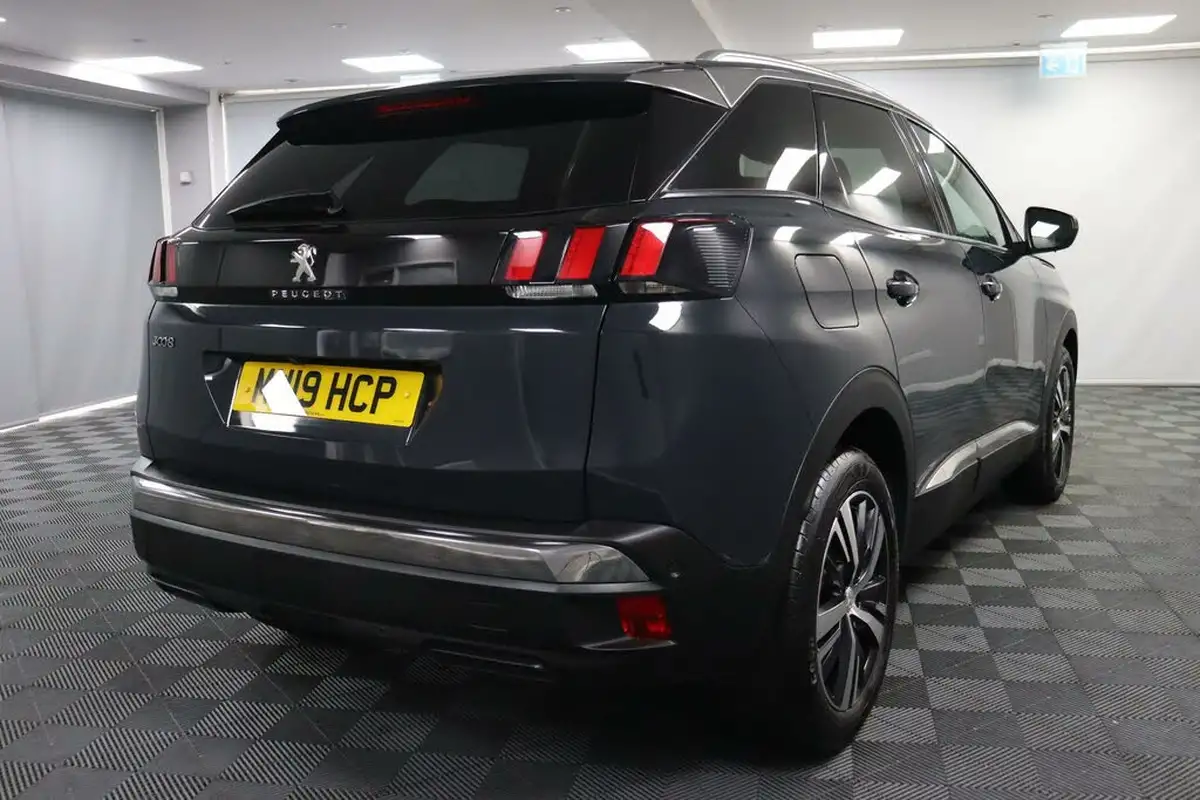 2019-peugeot-3008-suv-12-puretech-allure-big-8