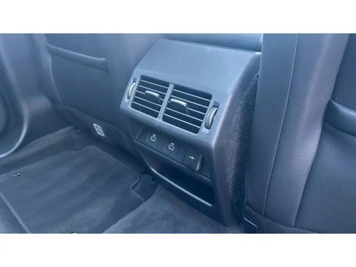 2024-land-rover-discovery-sport-20-d200-dynamic-se-big-17