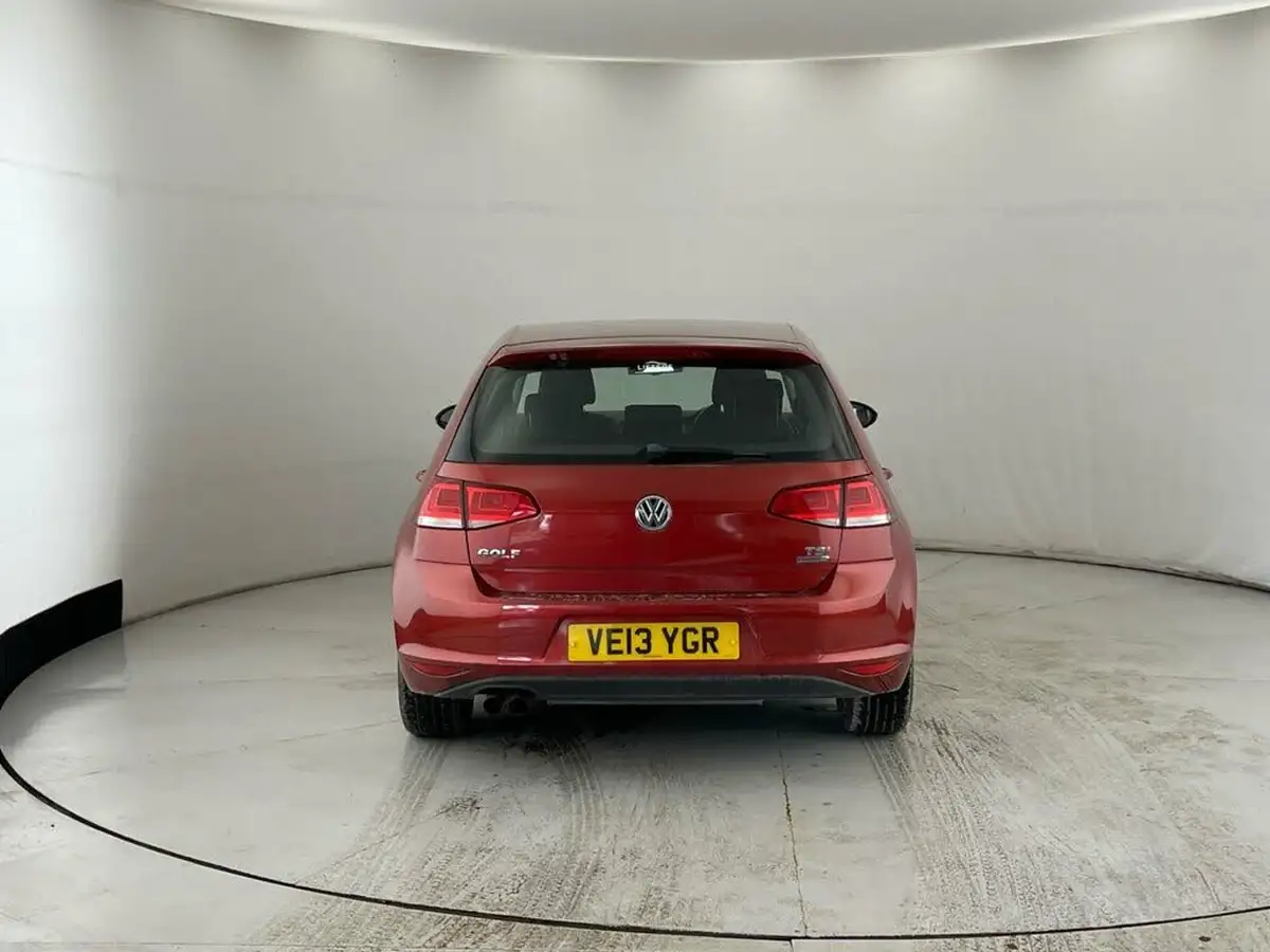 2013-volkswagen-golf-14-se-ss-hatchback-5d-1395cc-big-4