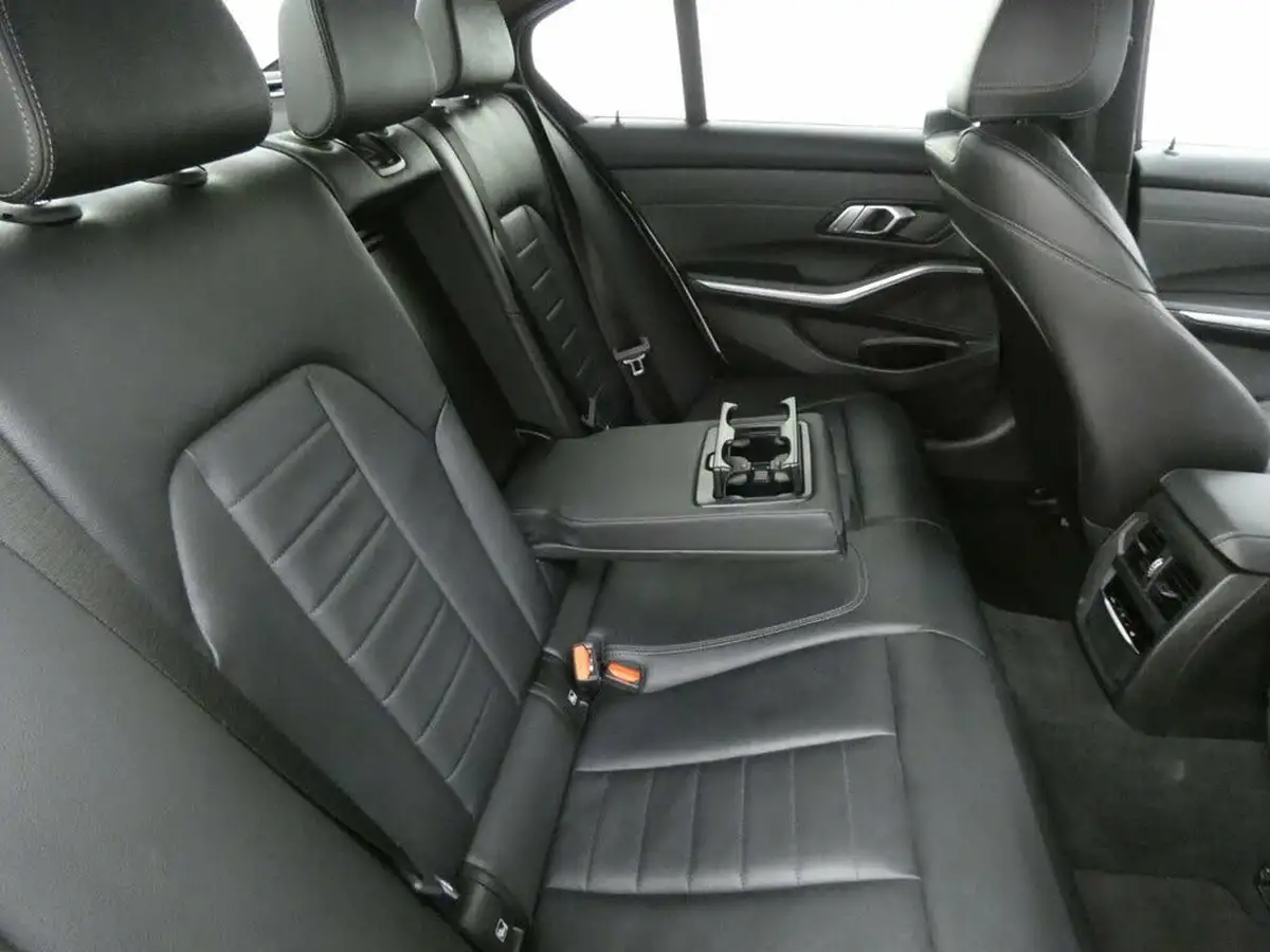 2021-bmw-3-series-20-320i-m-sport-saloon-4d-big-15