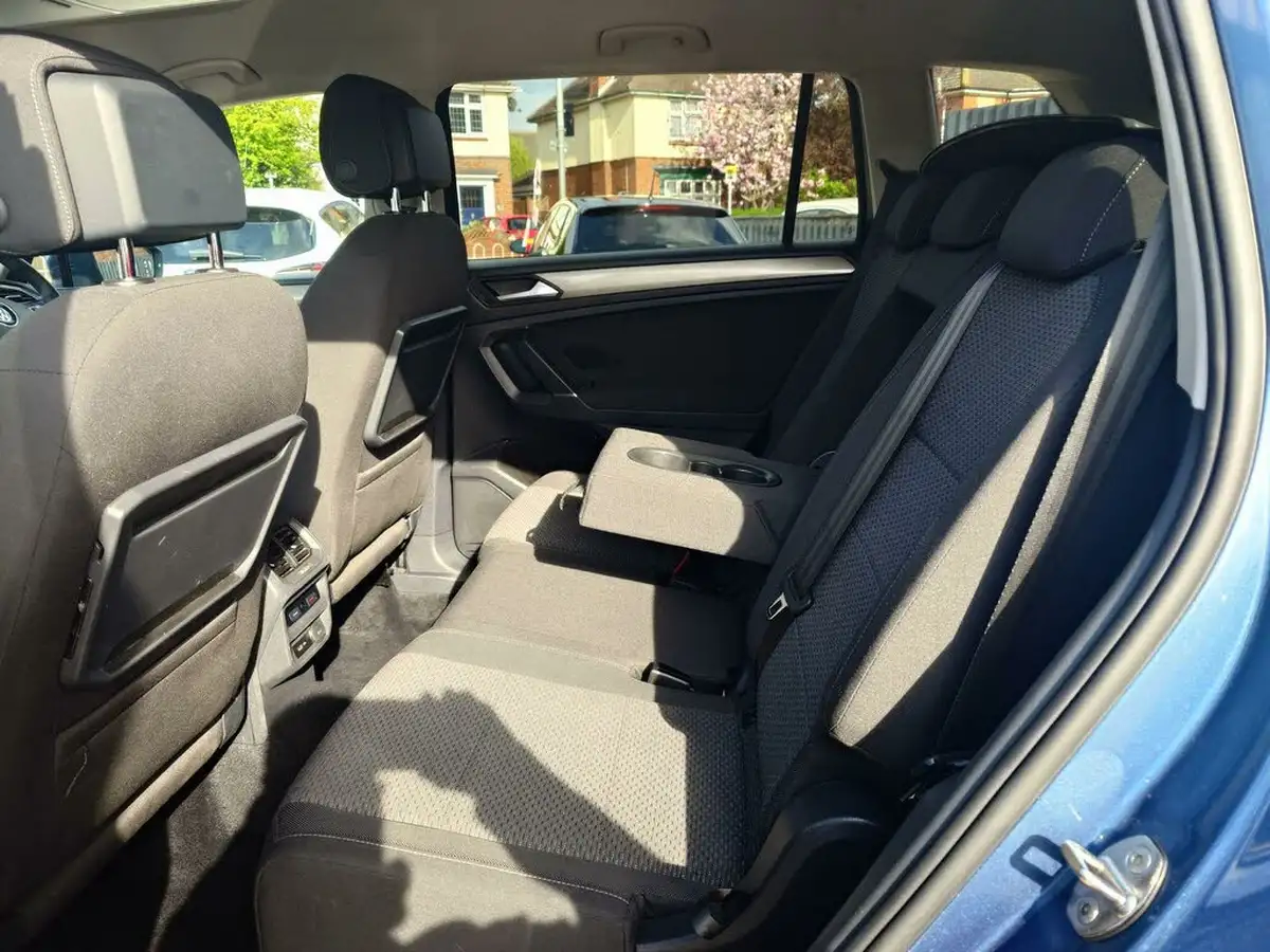 2020-volkswagen-tiguan-allspace-20tdi-match-150ps-4motion-dsg-big-25