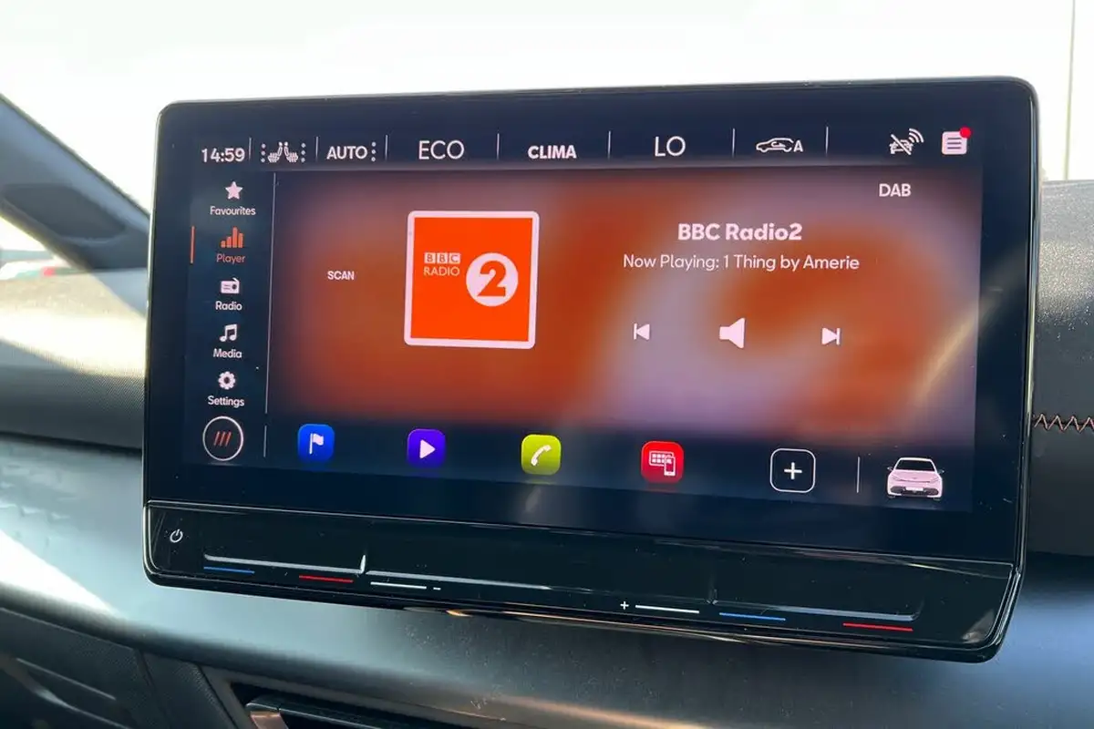 2022-cupra-born-e-v3-204ps-58kwh-big-6