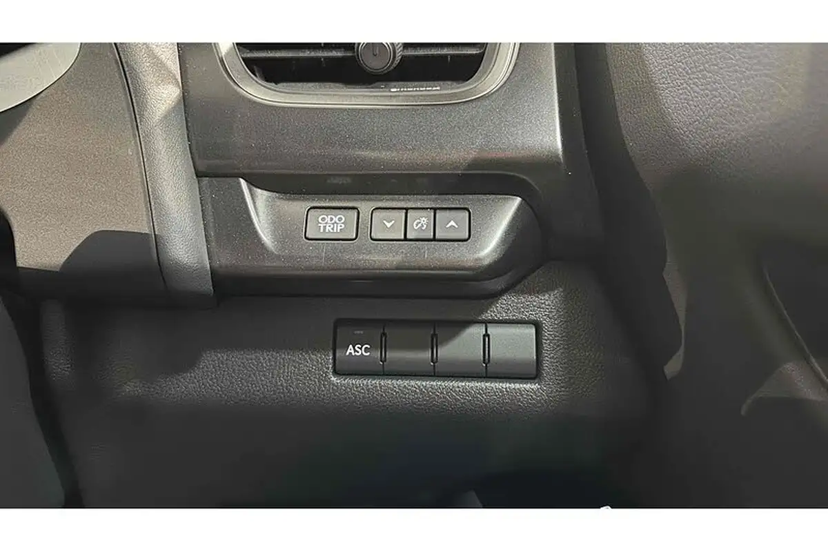 2022-lexus-ux-300e-e-ux-201bhp-big-27