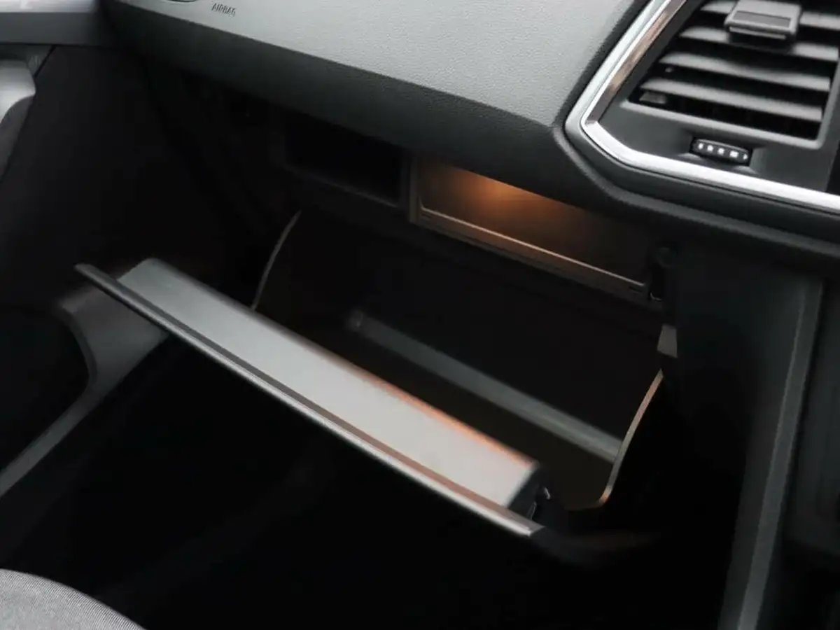 2023-seat-ateca-15-ecotsi-se-technology-dsg-big-35
