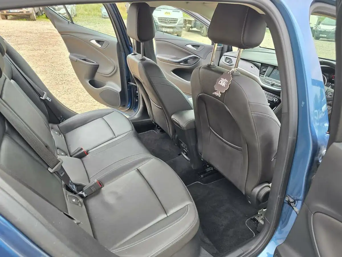 2017-vauxhall-astra-14i-16v-turbo-elite-150ps-ss-hatchback-auto-big-24