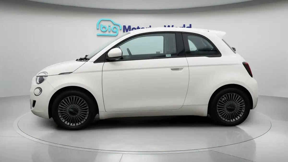 2022-fiat-500-e-icon-117bhp-big-4