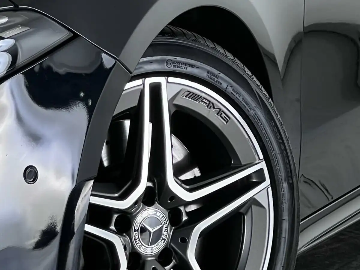 2018-mercedes-benz-a-class-20-a250-amg-line-premiumss-big-37