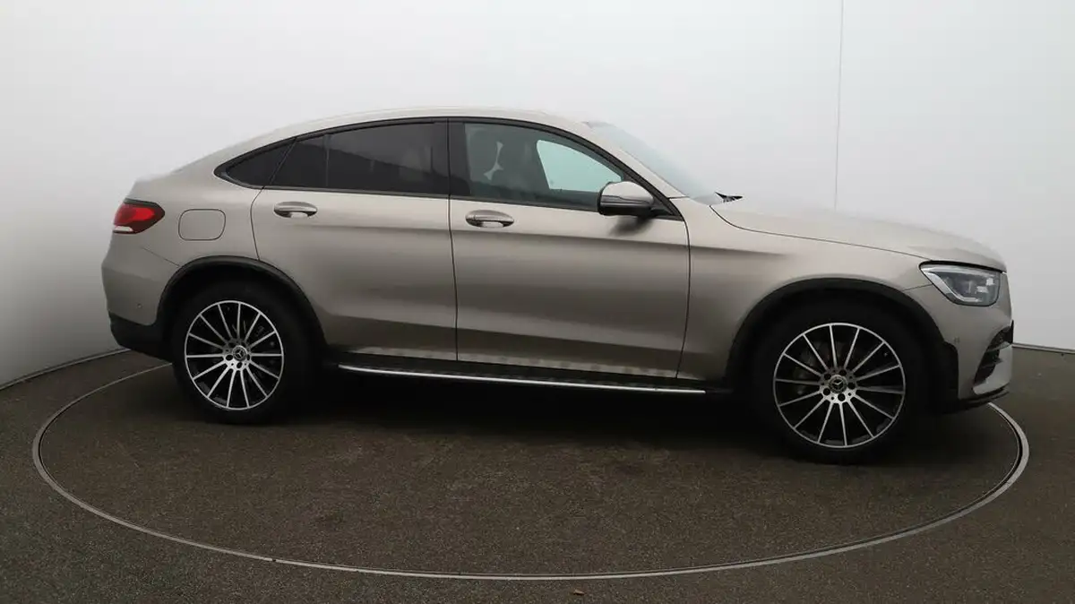 2021-mercedes-benz-glc-class-20d-glc300d-amg-line-premium-245ps-coupe-4d-big-41