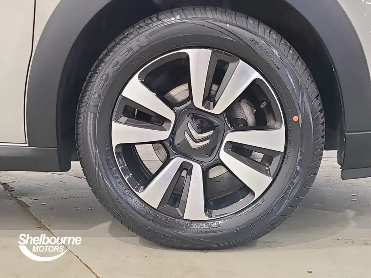 2019-citroen-c3-12-puretech-flair-110ps-ss-big-6