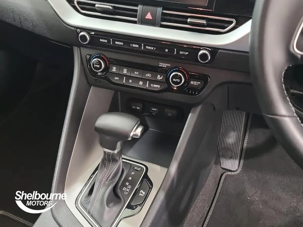 2022-kia-niro-16-gdi-2-139bhp-156kwh-big-33