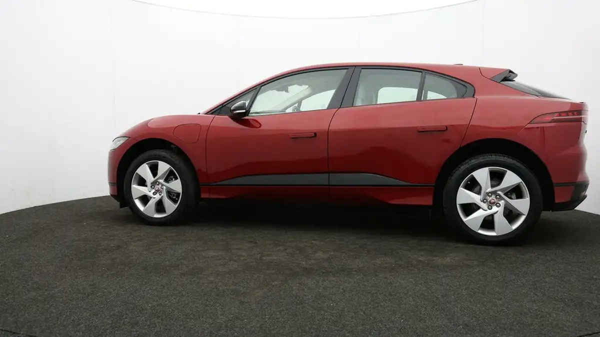 2022-jaguar-i-pace-ev400-se-big-63