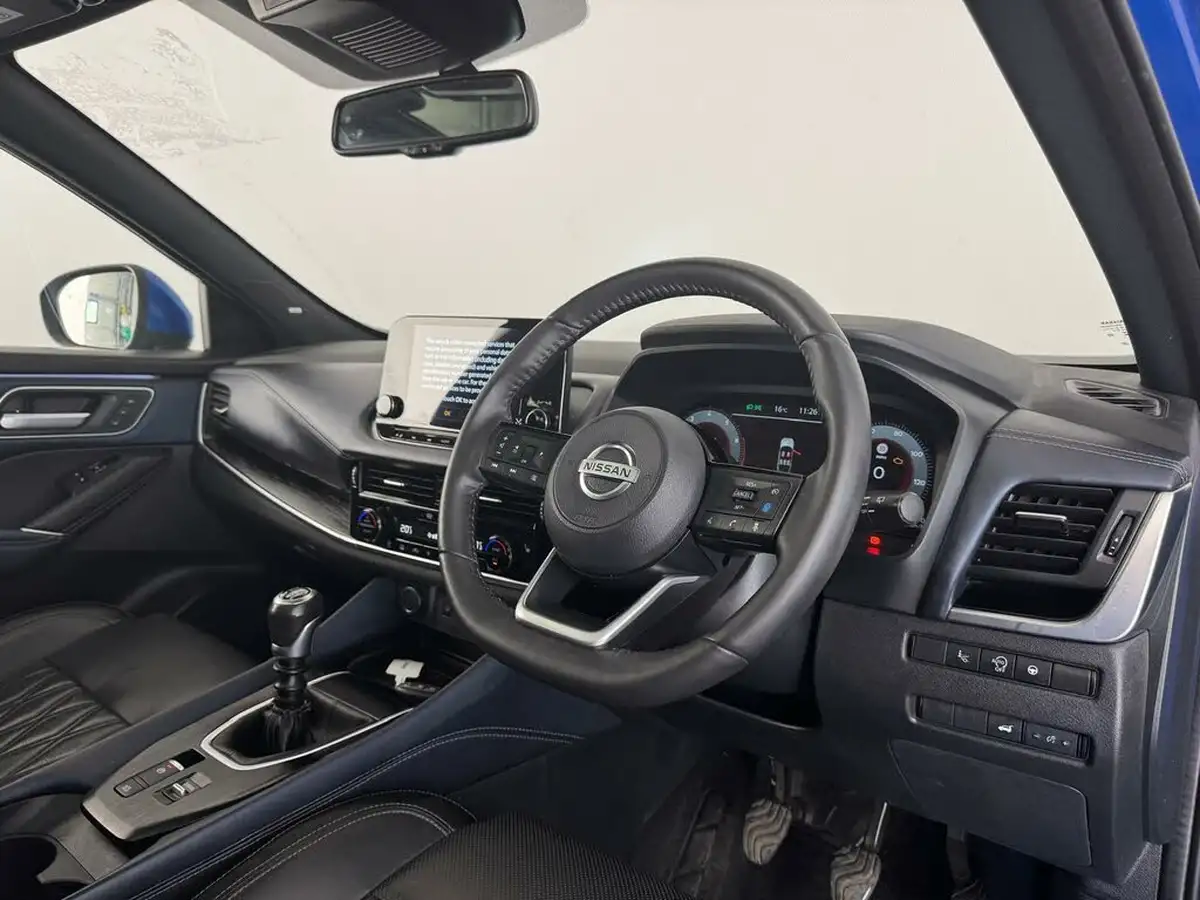 2021-nissan-qashqai-13-dig-t-tekna-big-9