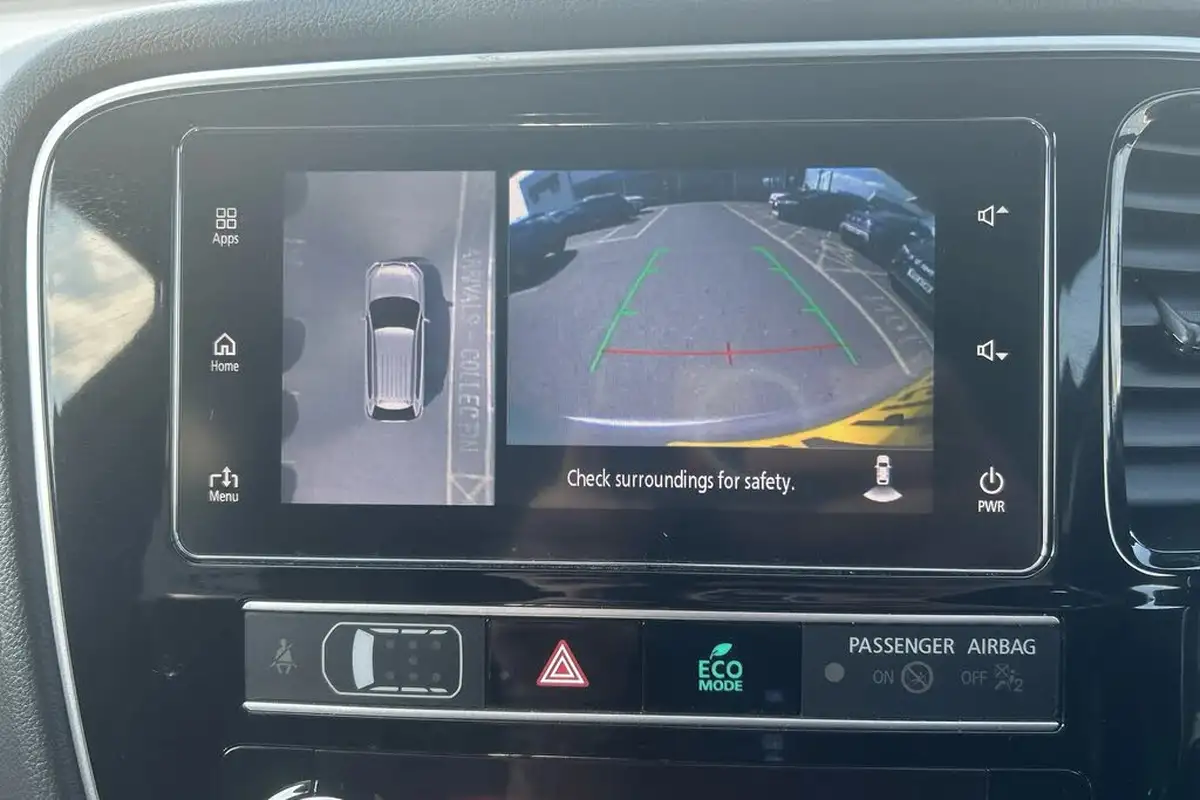 2019-mitsubishi-outlander-24-4h-phev-big-26