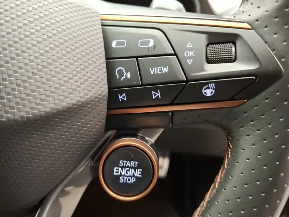 2021-cupra-formentor-14-e-hybrid-vz2-big-17