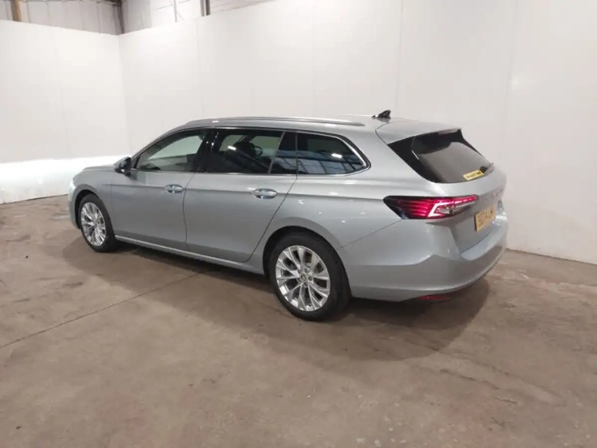 2024-skoda-superb-20tdi-se-l-150ps-scr-estate-dsg-big-1