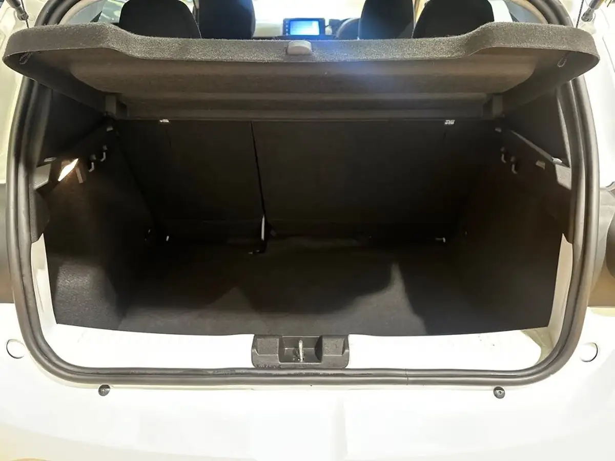 2021-dacia-sandero-10-tce-comfort-90bhp-big-13