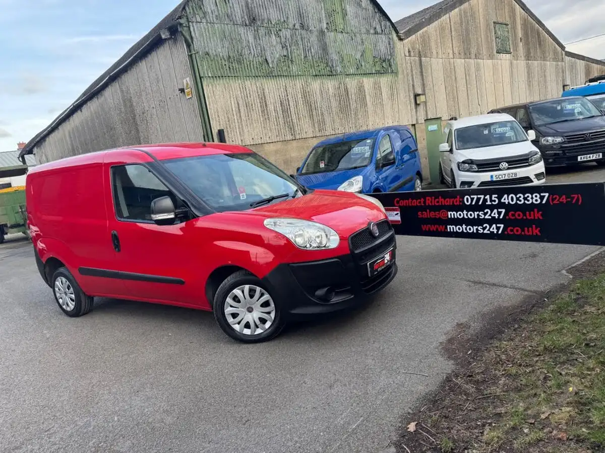 2013-fiat-doblo-cargo-13td-maxi-big-35