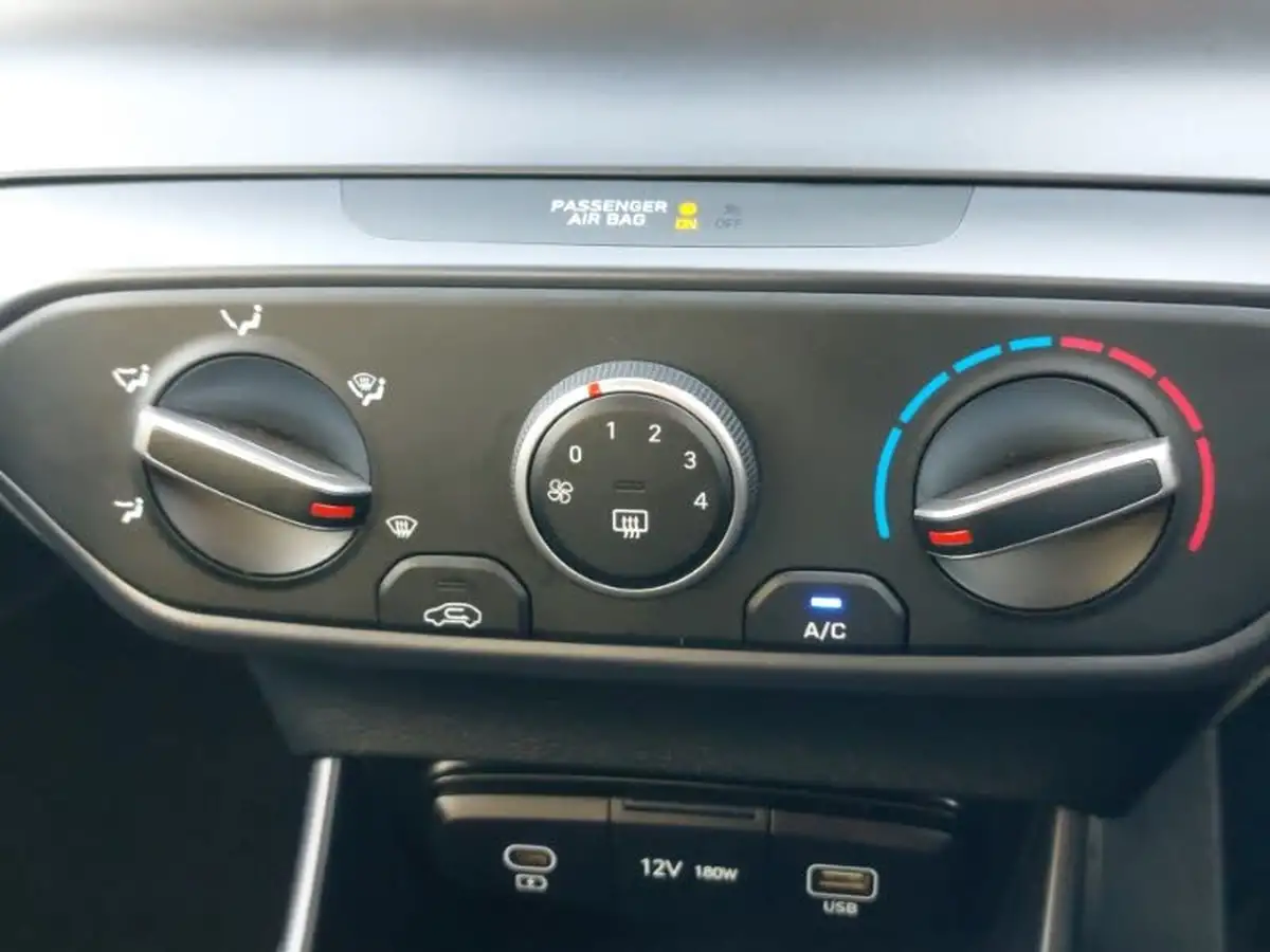 2024-hyundai-bayon-10-t-gdi-advance-big-16