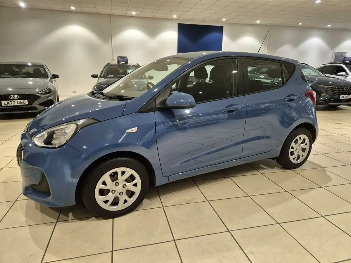 2018-hyundai-i10-12-se-auto-big-2
