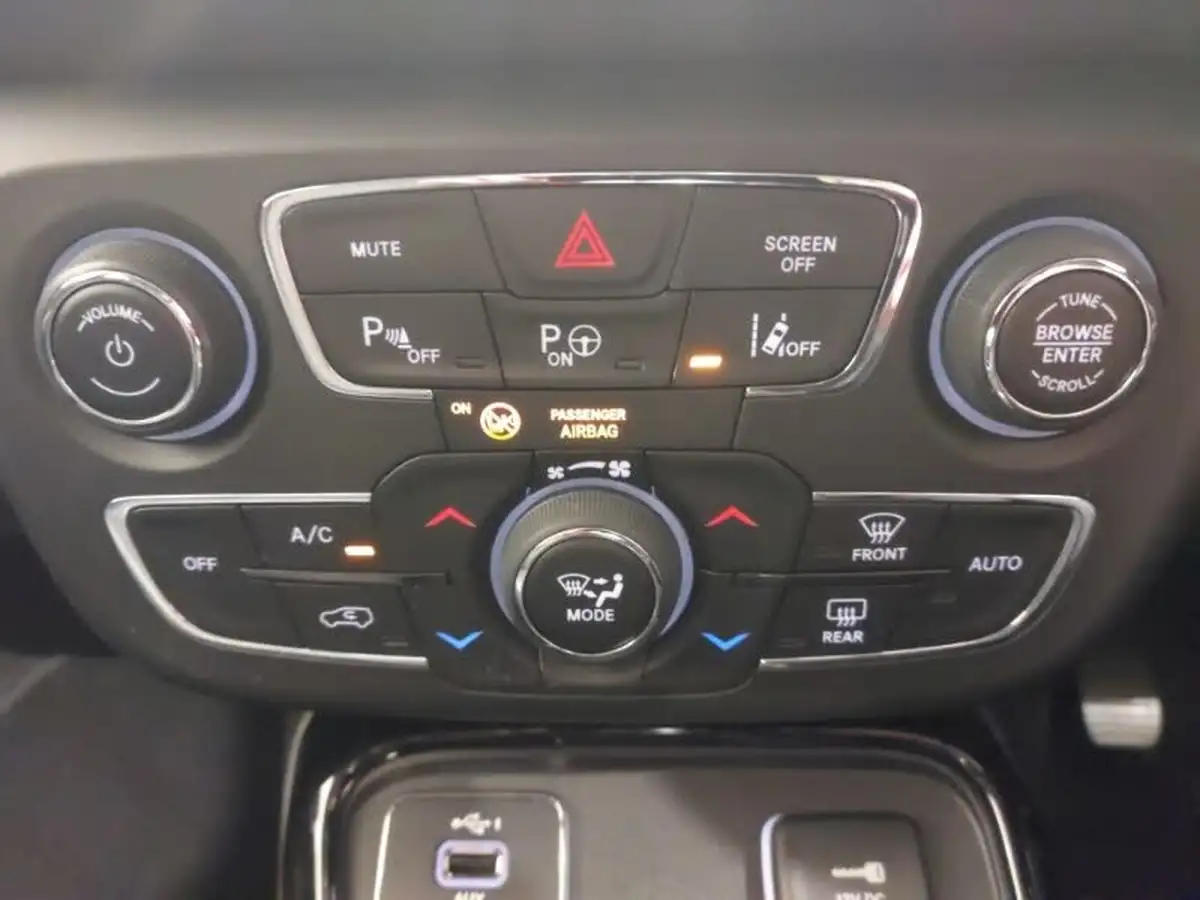 2021-jeep-compass-14-multiair-ii-limited-138bhp-big-12