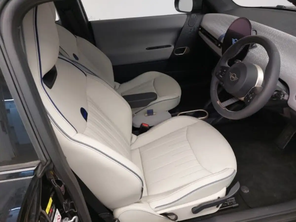 2024-mini-cooper-e-cooper-se-exclusive-big-5