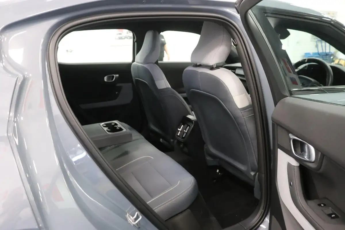 2022-polestar-polestar-2-e-ps2-300kw-long-dual-hatchback-big-9