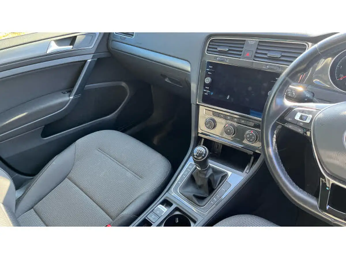 2019-volkswagen-golf-16tdi-match-hatchback-5d-big-13