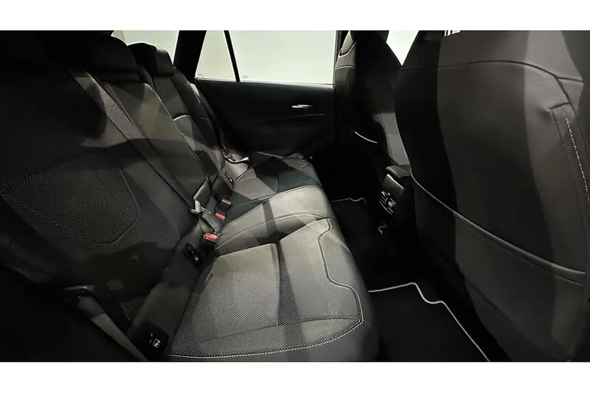 2021-toyota-corolla-20-vvt-i-excel-18in-alloy-wheelstrk-touring-sports-big-22