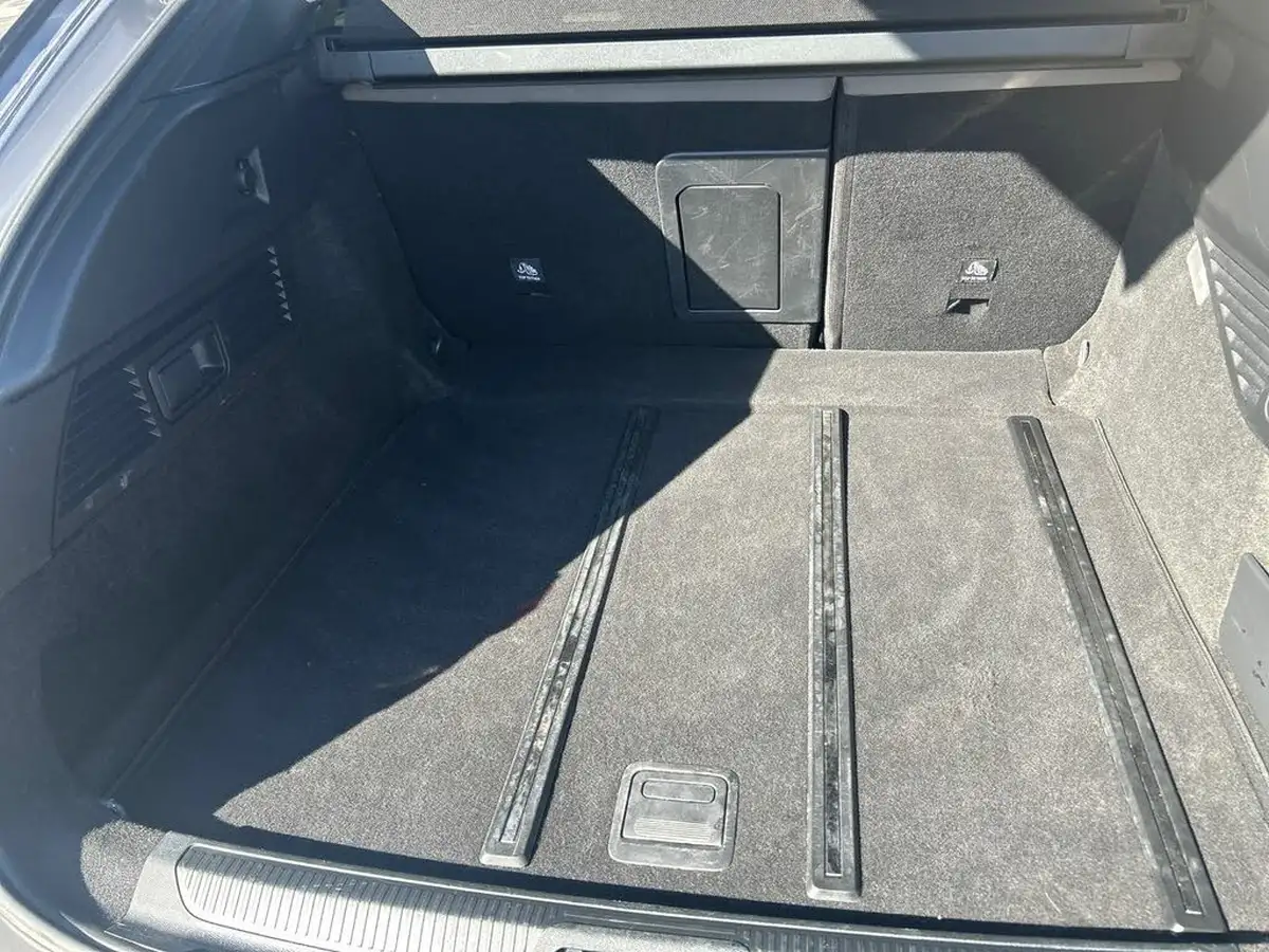 2023-citroen-c5-x-12-puretech-shine-big-19