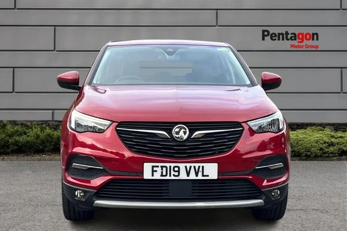 2019-vauxhall-grandland-x-12-tech-line-nav-big-12