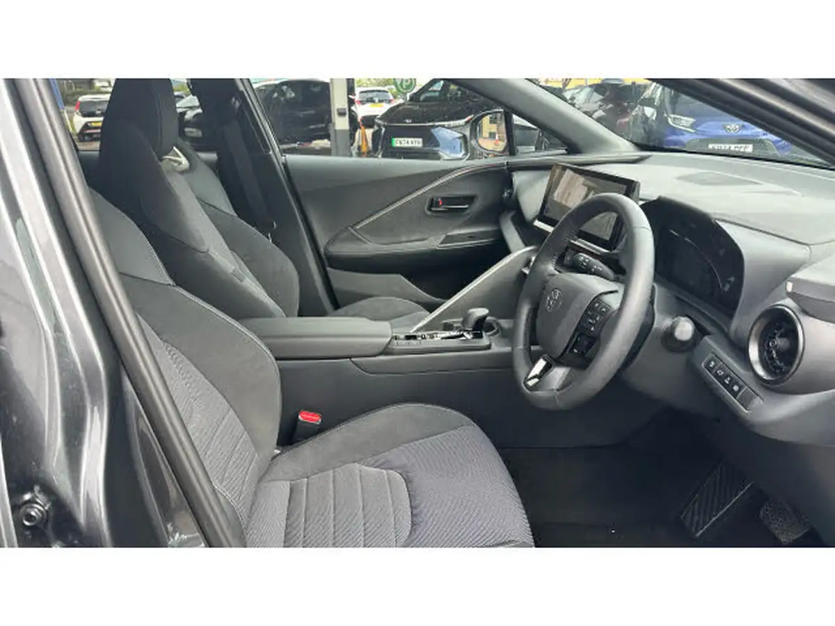 2024-toyota-c-hr-20-vvt-i-excel-220bhp-plug-in-tech-pack-big-10