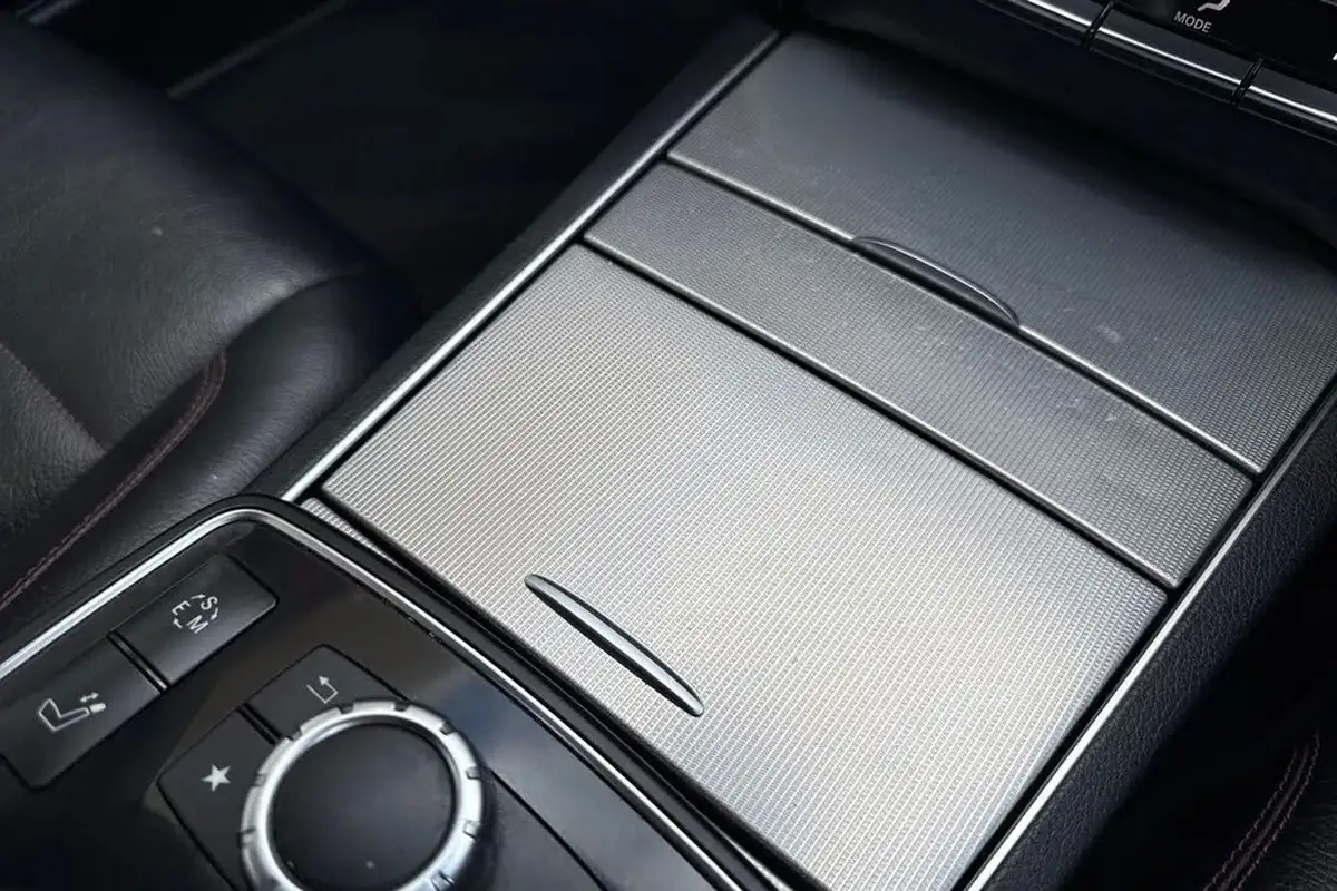 2016-mercedes-benz-e-class-35-e400-amg-line-edition-cabriolet-big-44