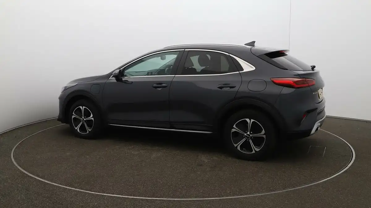 2022-kia-xceed-16-gdi-3-big-38