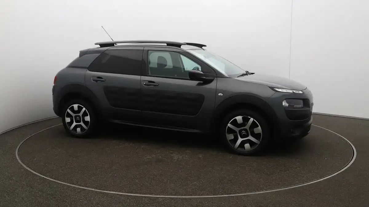 2017-citroen-c4-cactus-16bluehdi-flair-ss-etg6-big-40