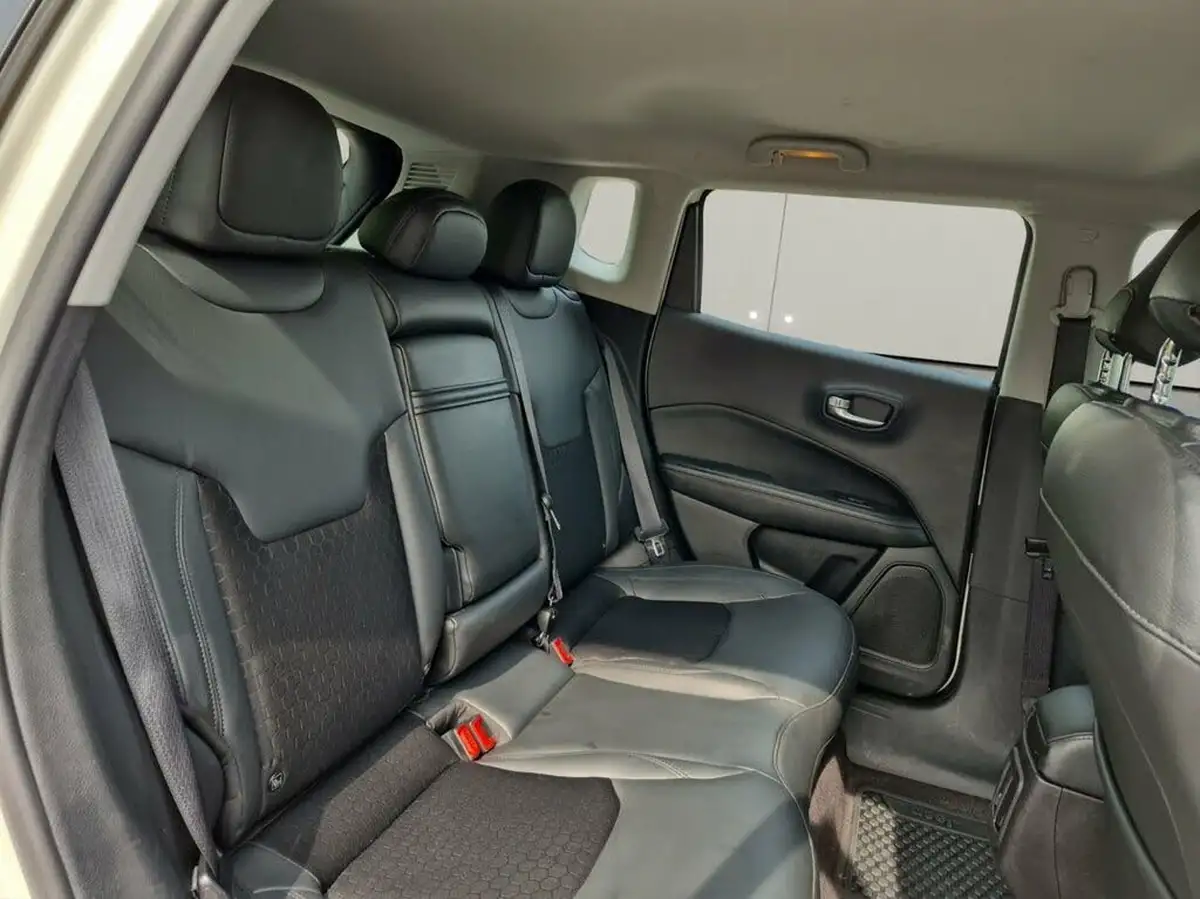 2021-jeep-compass-14-multiair-ii-night-eagle-big-26